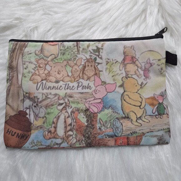 Winnie the Pooh Zipper Pouch - Picture 2 of 4